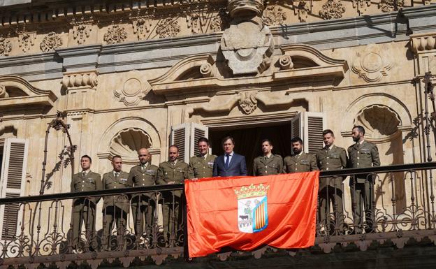 Siete militares de Salamanca viajan a la Antártida para dar apoyo logístico a los científicos