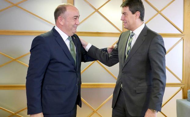 La Junta y la Diputación de Segovia exploran fórmulas para asesorar a los municipios