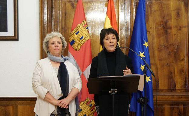 La delegada del Gobierno insta en Salamanca a «plantar cara a los asesinos y los maltratadores»