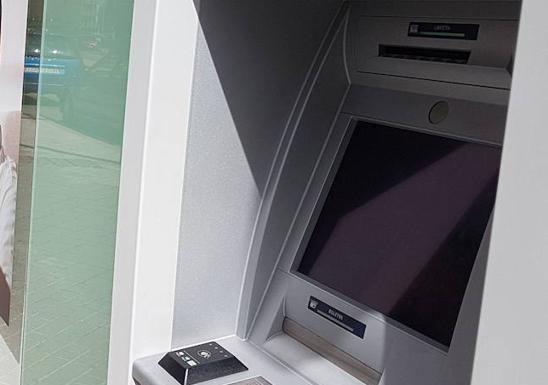 Detenidos dos menores en Valladolid por robar el móvil y obligar a la víctima a darles el pin para sacar dinero de dos cajeros