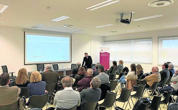 Expertos analizan el influjo del cambio climático en los vinos del Duero