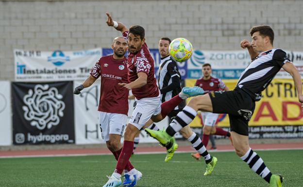 Victoria sobre la bocina para el Salamanca CF UDS antes de la llegada de Aitor Larrazábal (1-2)