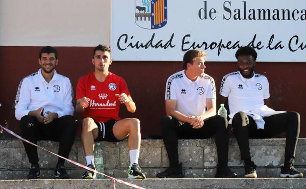 Unionistas CF libera una ficha sub-23 prescindiendo del portero australiano Lachlan Watson