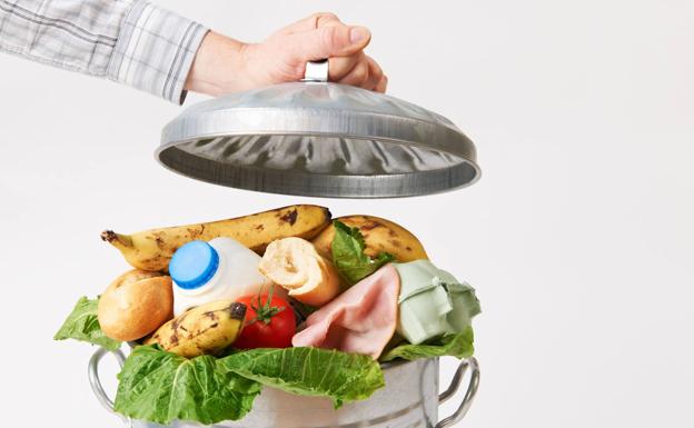 250 euros en comida a la basura por persona