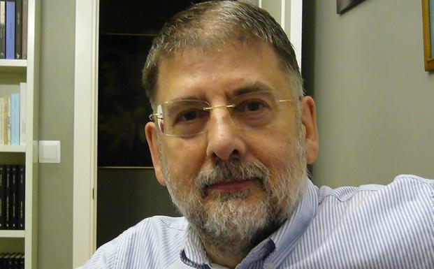 Ricardo Moreno Castillo: «Un fanático es sólo un ignorante dotado de gran espíritu crítico»