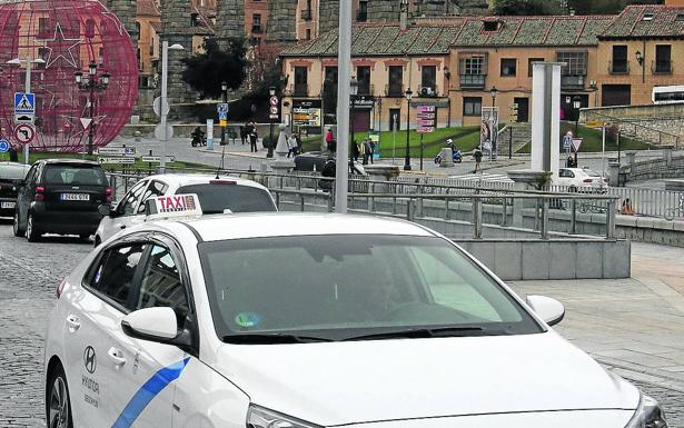 El servicio mínimo diurno de los taxis de Segovia subirá en 2020 hasta los 3,60 euros