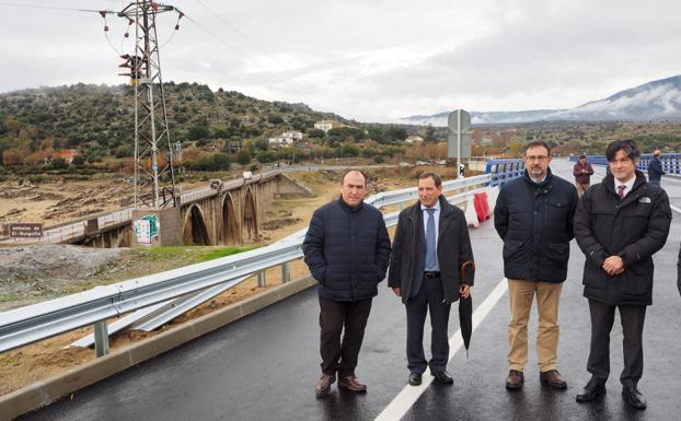 El puente de la Gaznata se abre al tráfico en Ávila