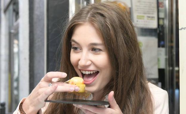 La Junta ofrece al Gobierno organizar una ruta del pincho climático a raíz de la cumbre