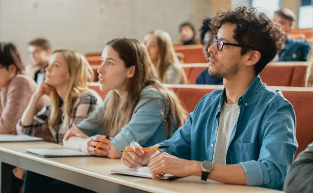 Castilla y León sigue firme en Pisa y destaca en equidad entre educación pública y concertada
