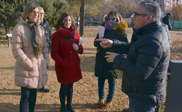 Valladolid abre dos parques nuevos parques caninos en La Victoria y Los Santos Pilarica