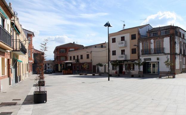 Trasladado al Hospital Río Hortega de Valladolid un joven de 17 años tras una colisión en Navas de Oro