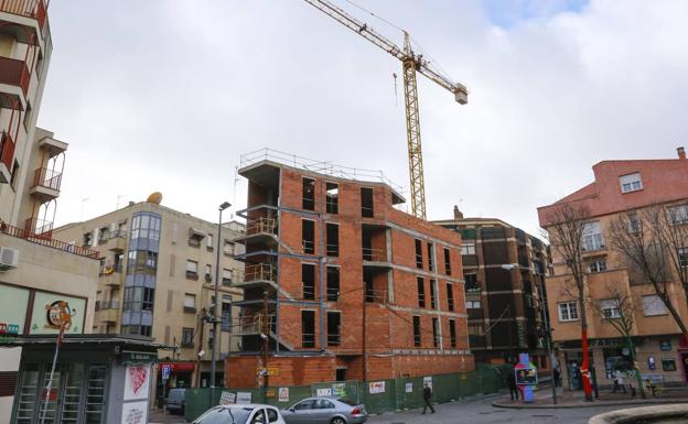 Los salmantinos dedican uno de cada cinco euros de sus ingresos a abonar hipotecas