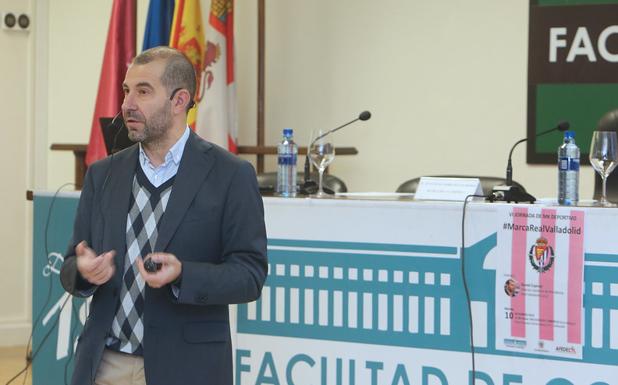 David Espinar: «El año que viene todos los ingresos del Real Valladolid podrán dedicarse a la plantilla»