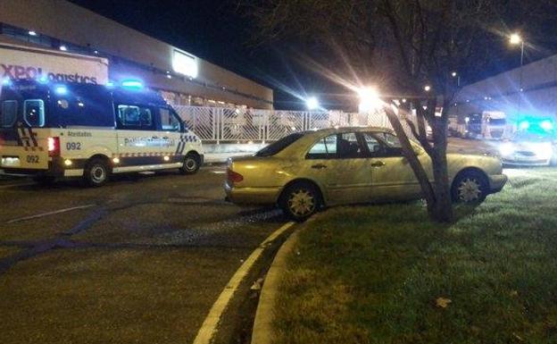 Da positivo en cannabis y cocaína tras salirse de la vía en la calle Peseta de Valladolid