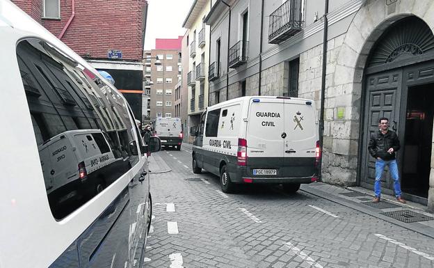 En prisión cuatro detenidos por el crimen de una mujer en su vivienda de la Circular en Valladolid