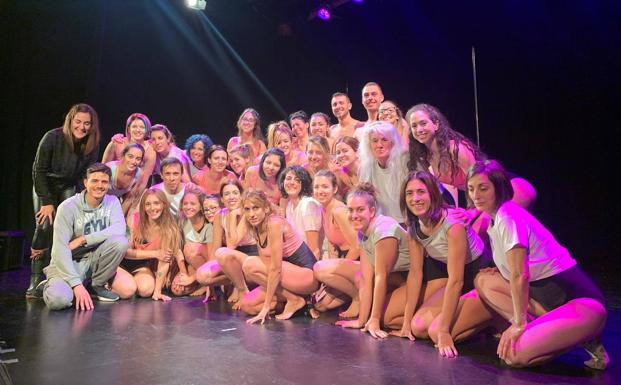 Un espectáculo para difundir el 'pole dance' en el Teatro Zorrilla