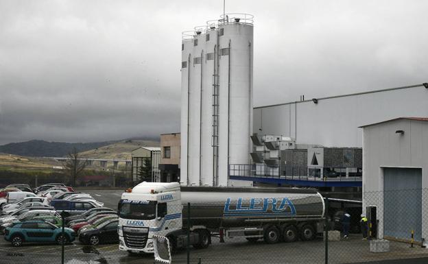 La fábrica de bollería de El Espinar cambia de manos: Pastisart formaliza la compra a Cerealto Siro