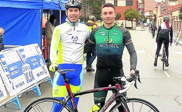 Castellano, vencedor de la VIII Carrera ciclista del Pavo en Laguna