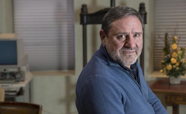 Modesto M. Cebrián: «Si olvidamos lo que hemos sido, dejaremos de tener historia y será la maldición total»