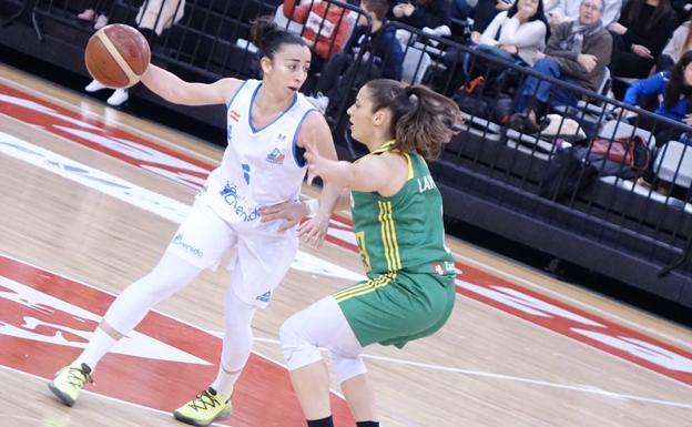 El CB Avenida cierra el 2019 con una contundente victoria en Zaragoza (53-84)