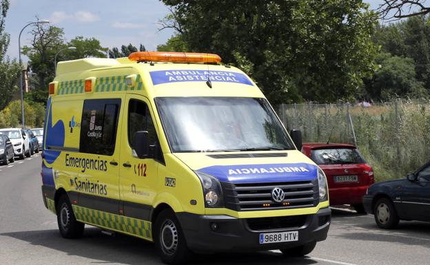 Herida una mujer de 79 años tras colisionar dos turismos en Sotobañado y Priorato