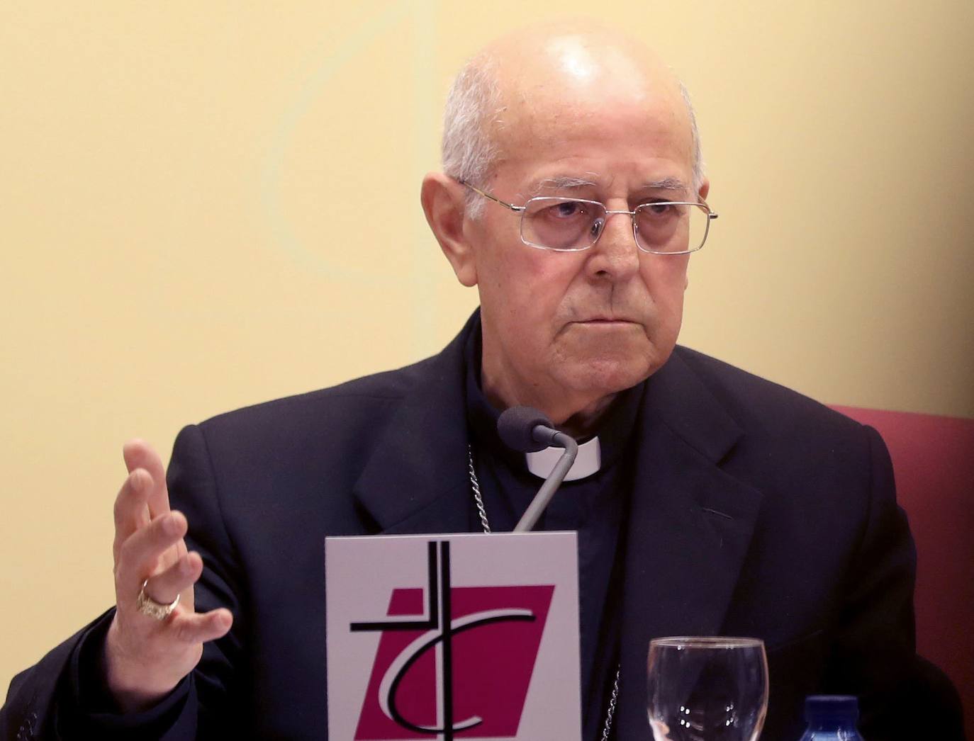 El cardenal Blázquez siente «inquietud» ante la formación del Gobierno y pide estar «alerta» con la clase de Religión