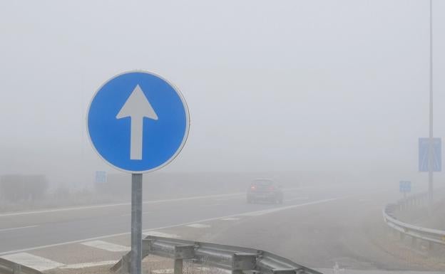 La niebla dificulta la circulación en Ávila, Burgos, León, Segovia y Zamora