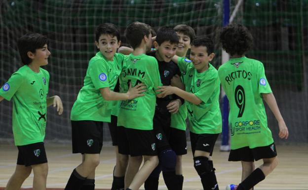 La Segoviana gana el torneo alevín en el que todos los niños juegan