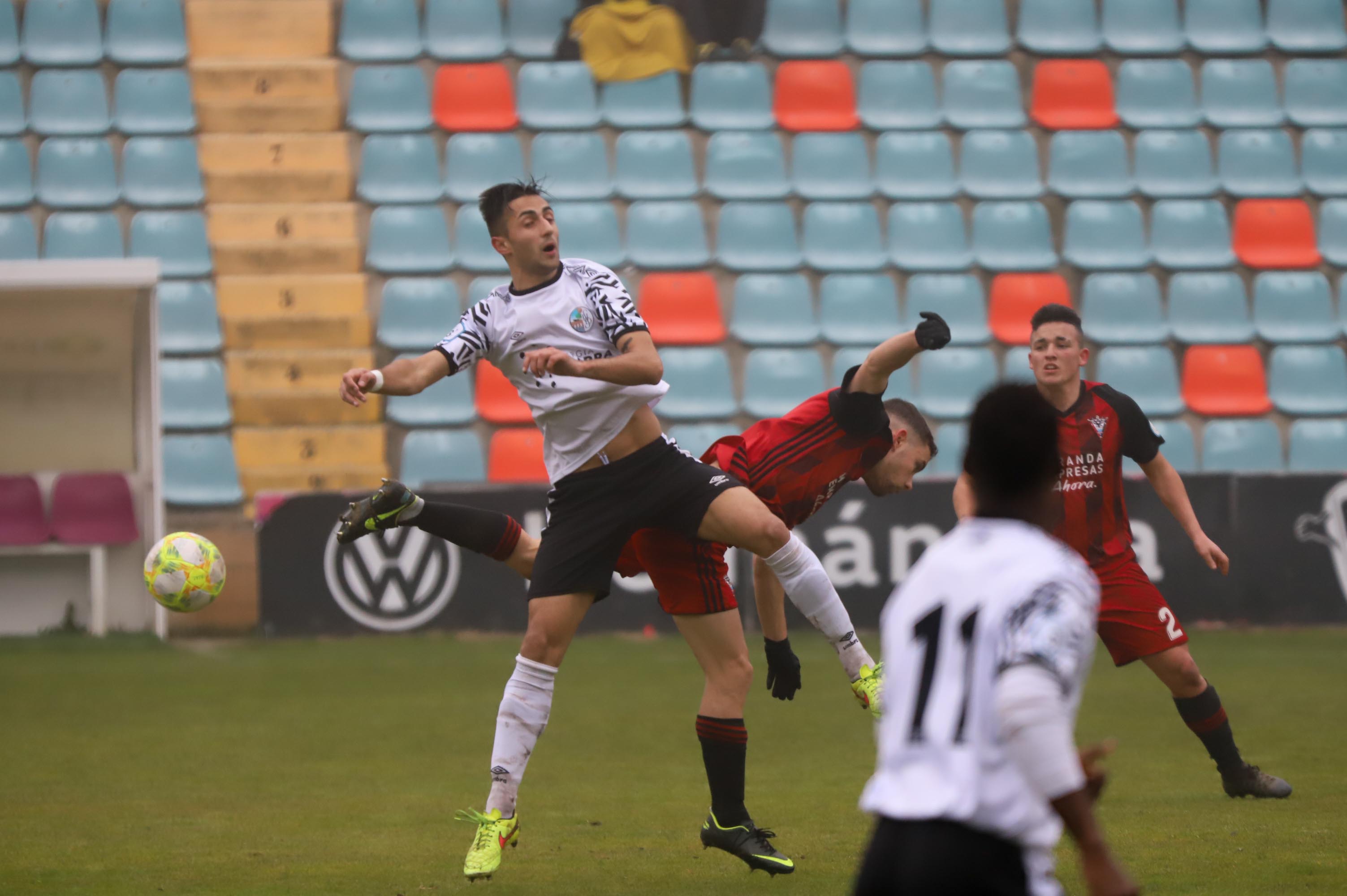 El Salamanca B rasca tres puntos al Mirandés B (1-0) para cerrar la primera vuelta