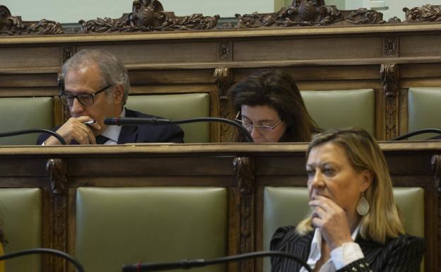 El PP exige al PSOE que rectifique tras su «linchamiento» en el Pleno de Valladolid por la reclamación salarial