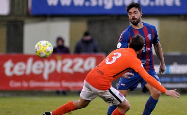 Domingo Pérez ficha por el Real Ávila tres semanas después de dejar la Segoviana