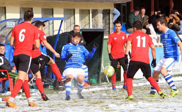 La Granja se congela en un manto blanco ante el Salamanca B (2-3)