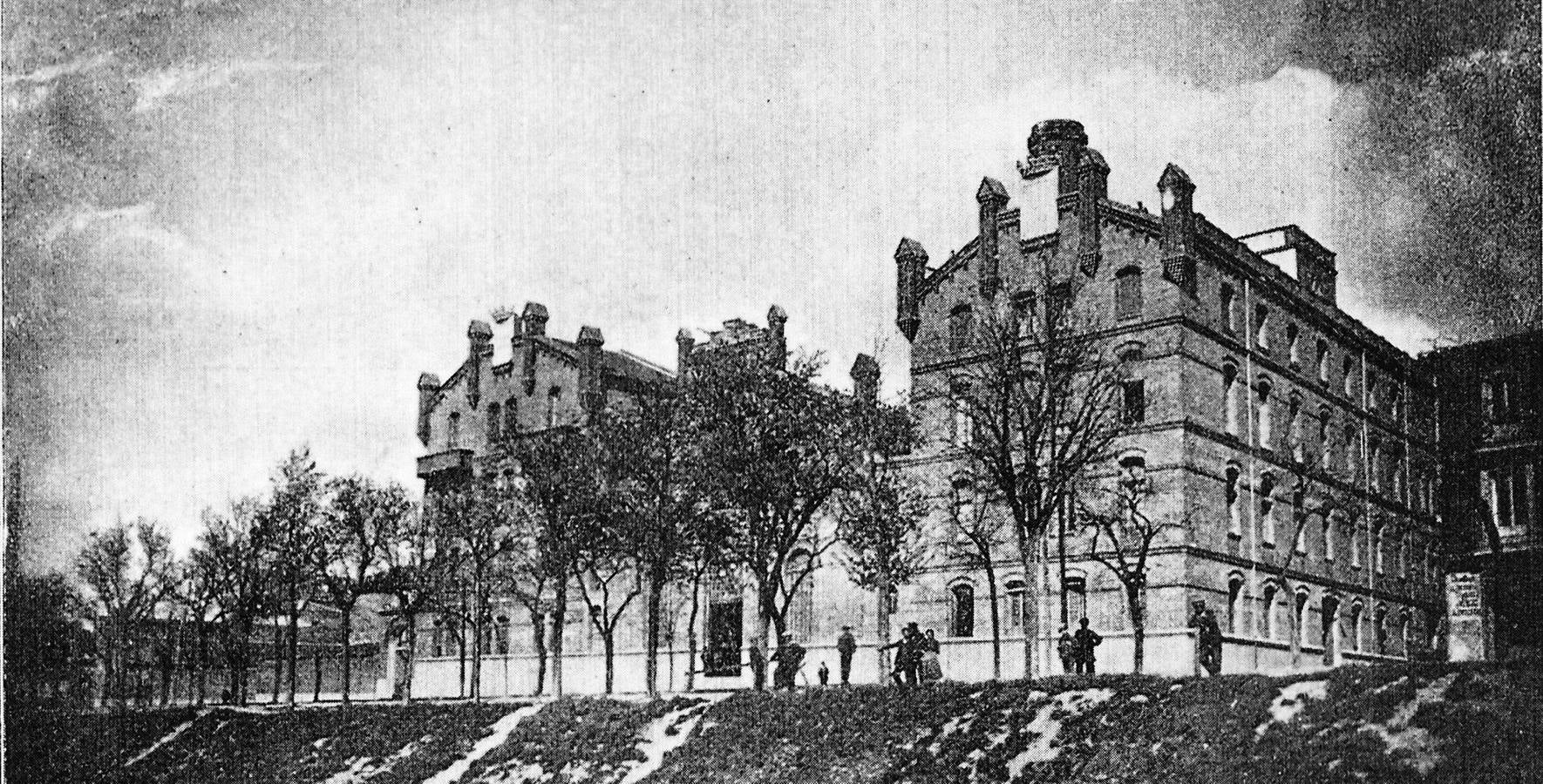 El Museo de la Universidad de Valladolid acoge la exposición 'La década que iluminó Valladolid (1903-1913)'