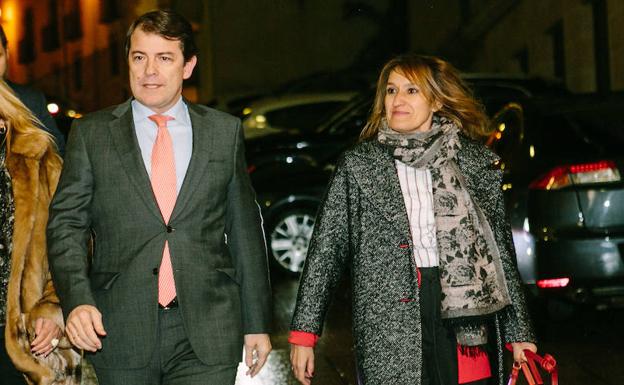 La Junta mantiene su negativa a implantar el pin parental, pero el PSOE quiere un «no» explícito