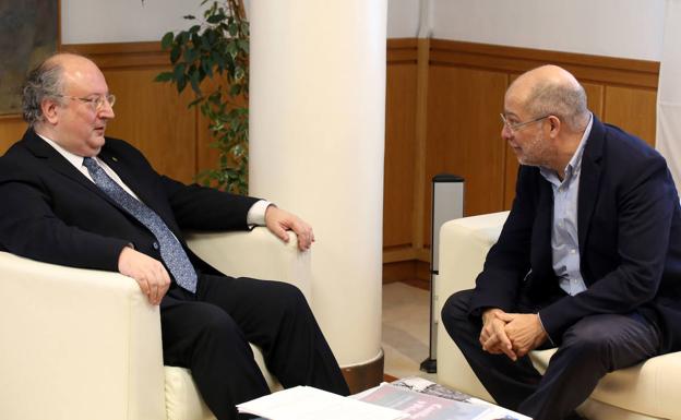 Igea y Cabero destacan la importancia de vincular el empleo y la formación en la universidad y la FP