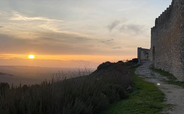 En San Ildefonso, el sol se volvió a poner en Urueña por la torre de Malva