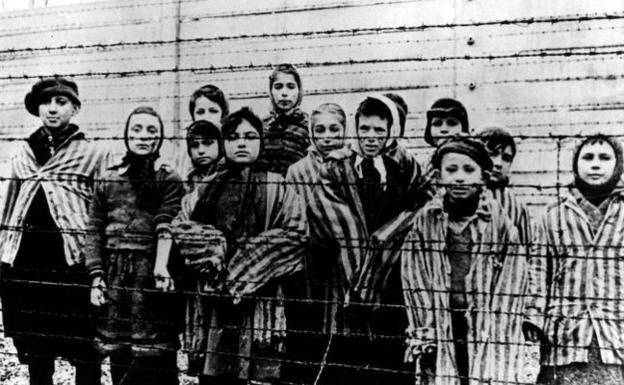 Un siglo de genocidios