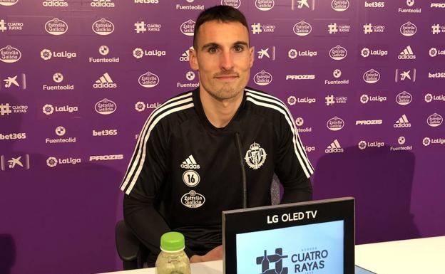 San Emeterio lamenta el punto perdido después de que el Real Valladolid estuviera «defensivamente muy bien»