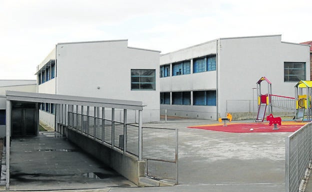 Torrecaballeros, La Lastrilla y Sepúlveda ganan nuevas clases y maestros en Primaria