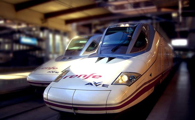 Renfe busca 1.300 empleados para 2020 con sueldos de hasta 34.000 euros al año