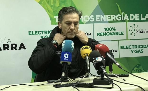 Larrazábal: «No sé demasiado de los fichajes del Salamanca CF UDS, yo cerré mis negociaciones porque decide el propietario»