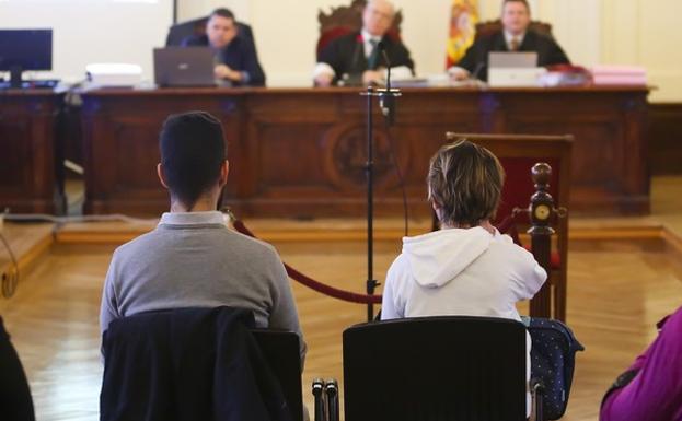 La acusada de simular un secuestro por su expareja dice que lo hizo presionada por la Guardia Civil, su abogada y el presunto cómplice