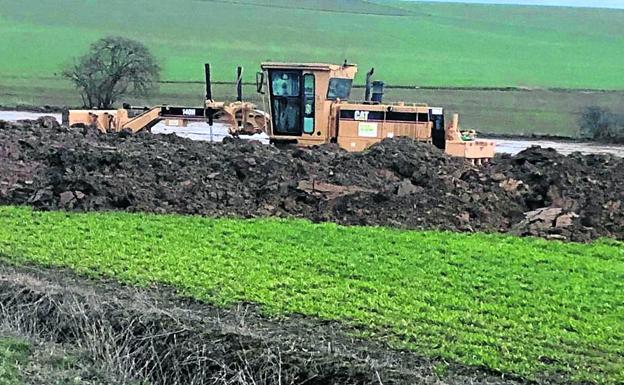 Comienzan las obras del segundo parque eólico de Paredes de Nava