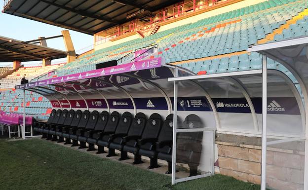 El estadio Helmántico se adecenta para salir guapo por TV en la Supercopa femenina