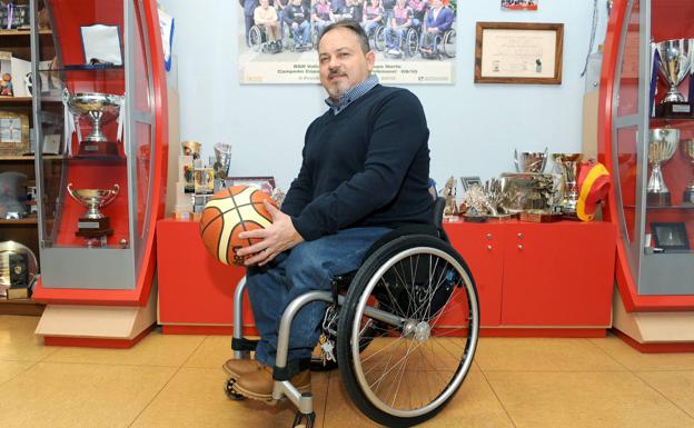 «El baloncesto en silla de ruedas me dio la oportunidad de disfrutar de una pasión»