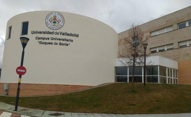 Una profesora que cubría una baja en el Campus Duques de Soria, investigada por robar aparatos electrónicos