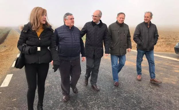 El alcalde de Aladearrrubia muestra su satisfacción por la obra de mejora de la carretera DSA-660