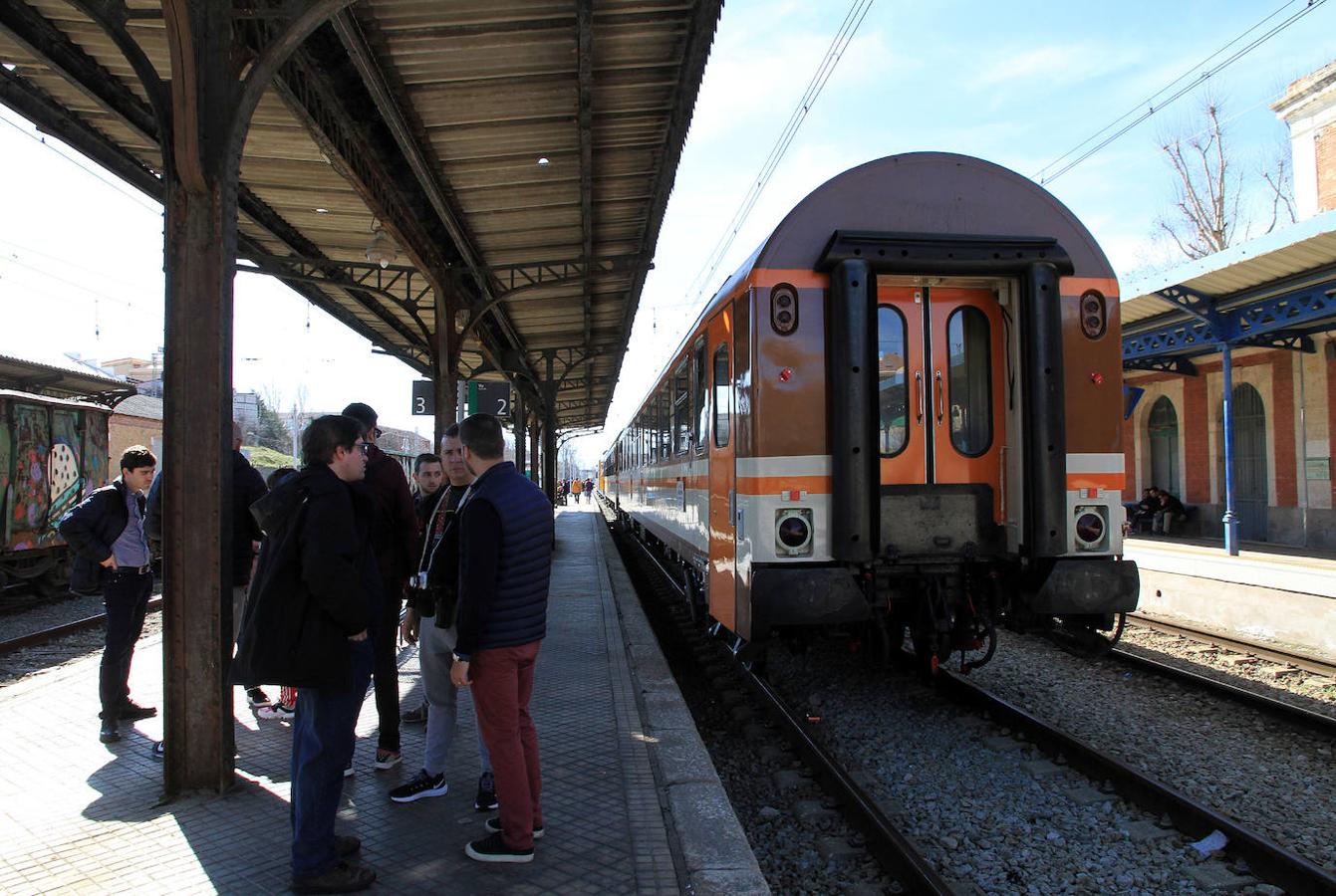 El 'tren de los ochenta' llega a Segovia