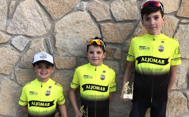Tres podios para la Escuela Bejarana de Ciclismo en Ávila