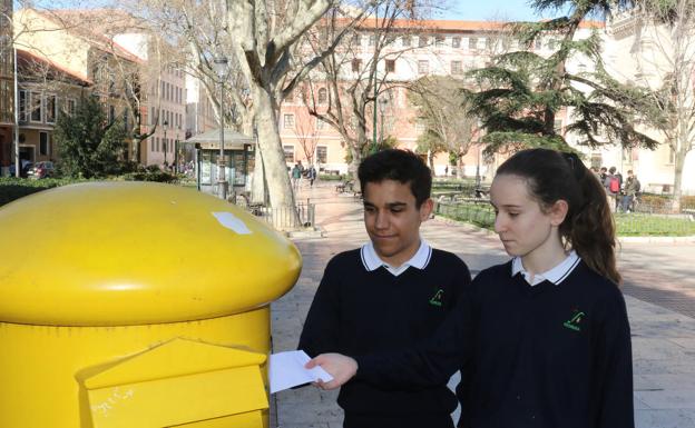 Yago Martín y Carmen Peláez escribieron a los Machado desde el Jesús y María